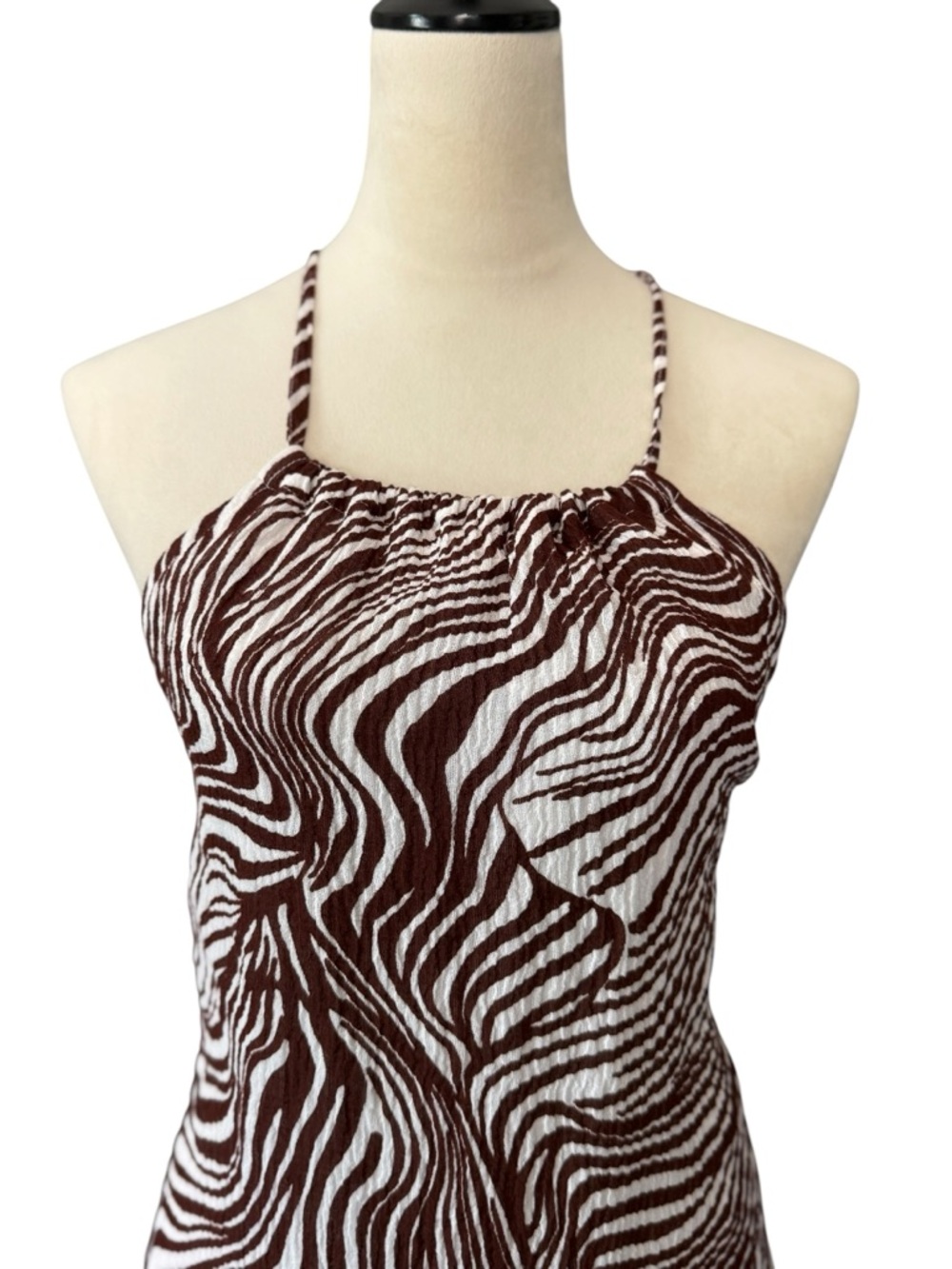 Faithfull the Brand Brown and White Zebra-Print Backless Linen Blend Maxi Dress. - Picture 4 of 16